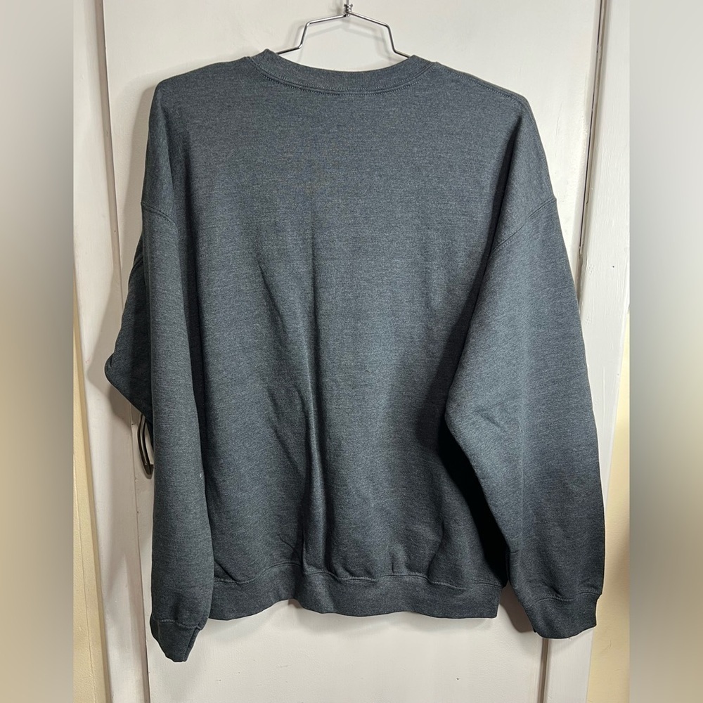 Gildan Sorta Merry Sorta Scary Pullover Sweatshirt NWOT - Picture 4 of 4